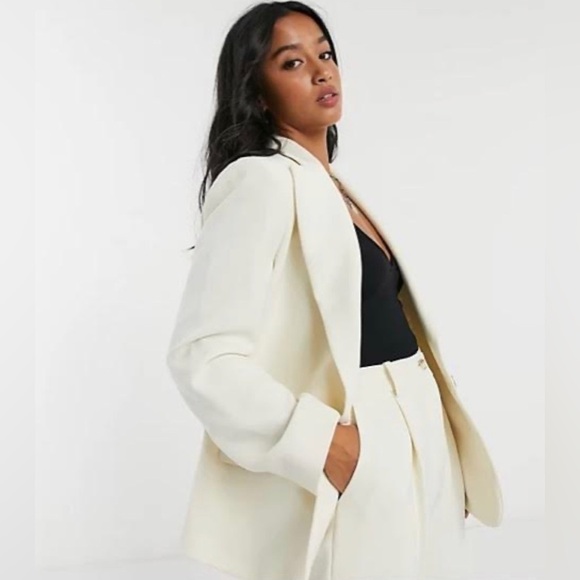 Topshop Petite clean crepe blazer in Ivory Size US 2 - Picture 5 of 5
